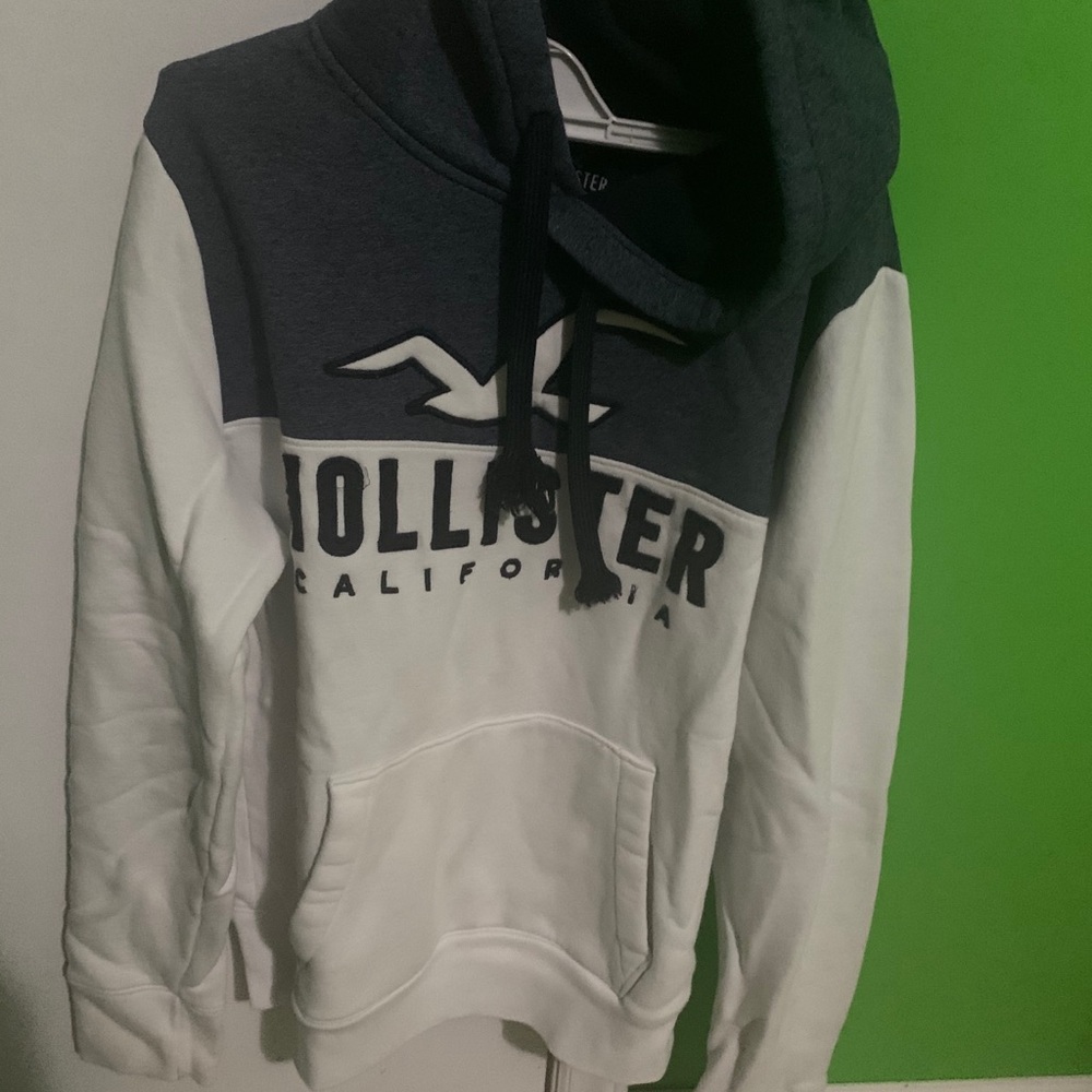 Hollister hoodie